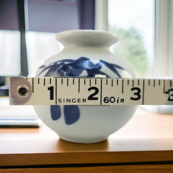 Vintage Japanese Bamboo Ginger Jar Glazed Cobalt Blue White Porcelain Vase - Picture 7 of 7